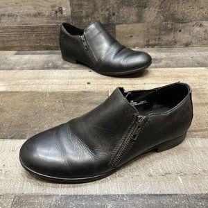 Born Womens Double Side Zip Black Leather Ankle Booties Size 7 M